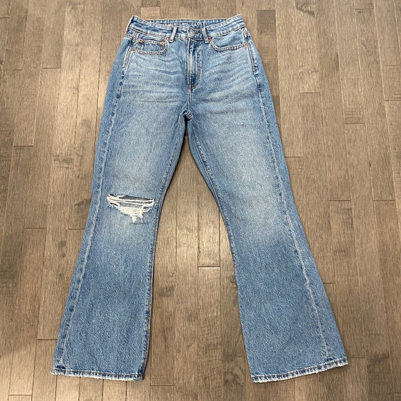 American Eagle Highest Rise 90's Flare Jeans - Picture 1 of 11